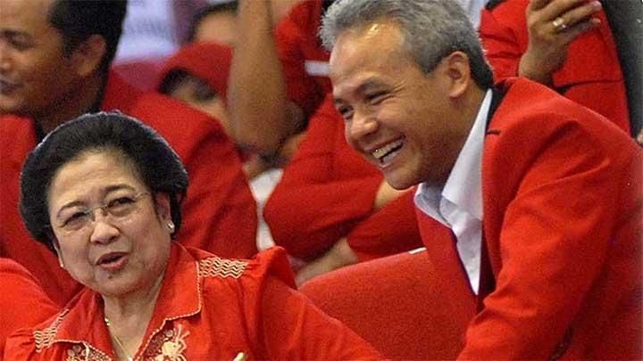 podiumnews.com-Ganjar Nyatakan Siap Nyapres, Sinyal Didukung Megawati?
